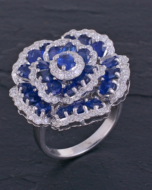 18K gold`Diamond & Gemstone Ring