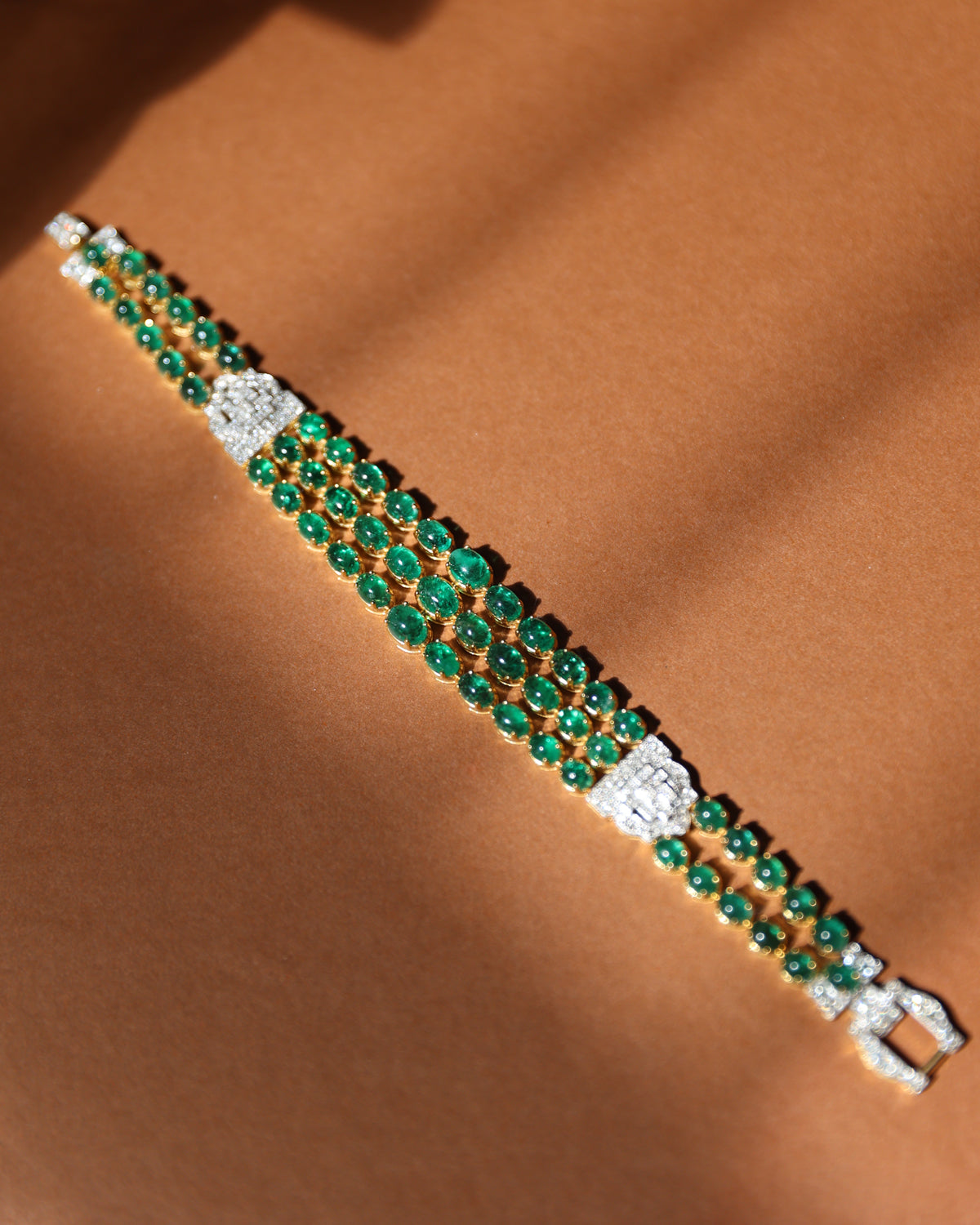 14K GOLD DIAMOND & EMERALD BRACELET