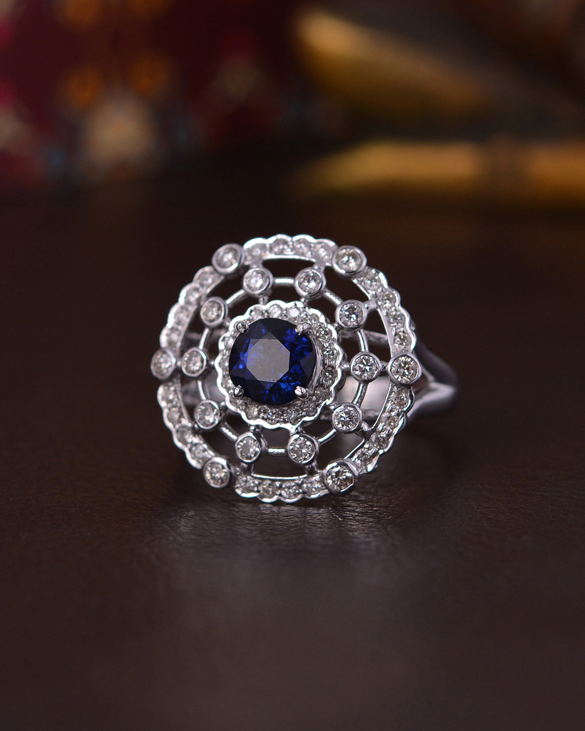 18K gold Sapphire & Diamond Ring