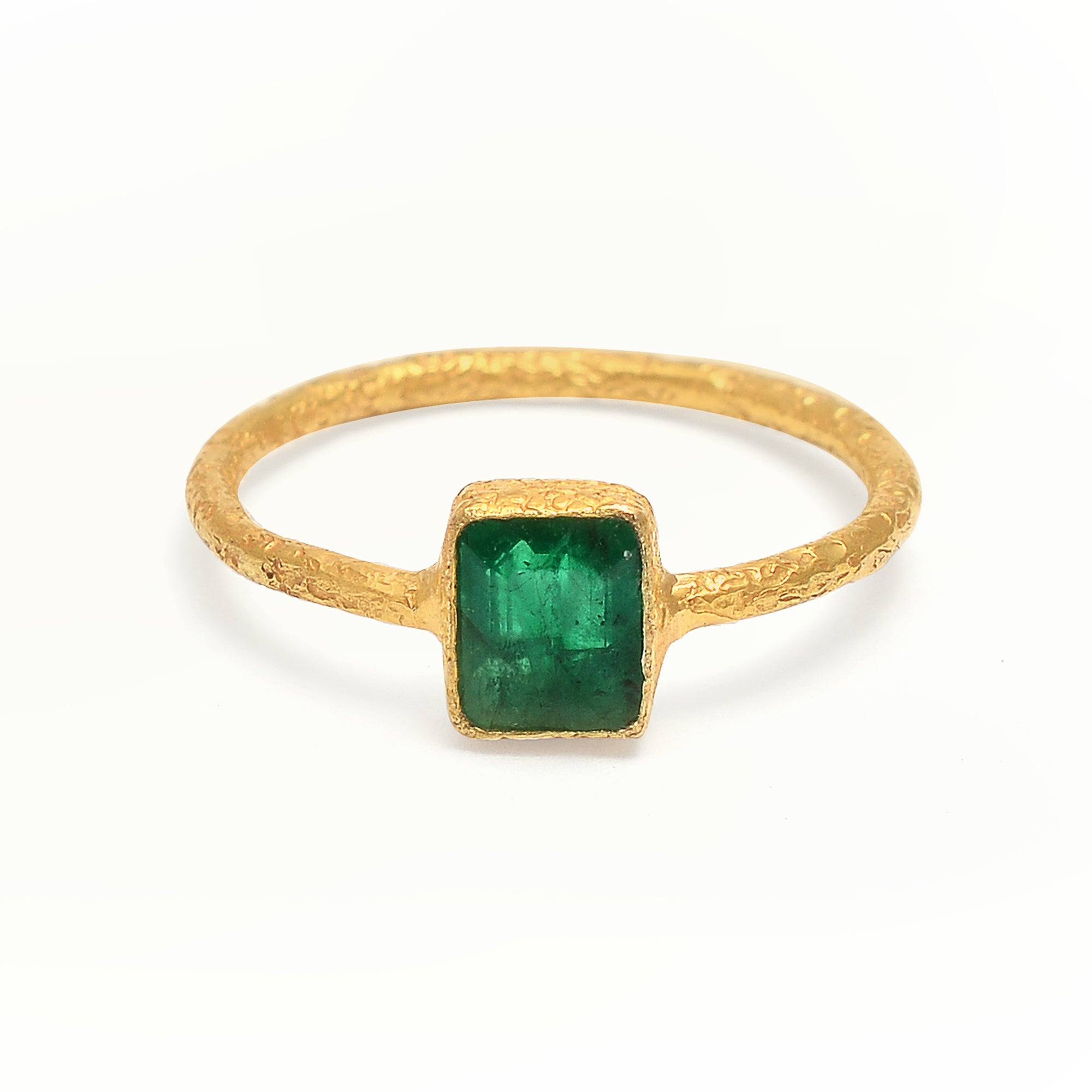 18K gold Emerald Ring