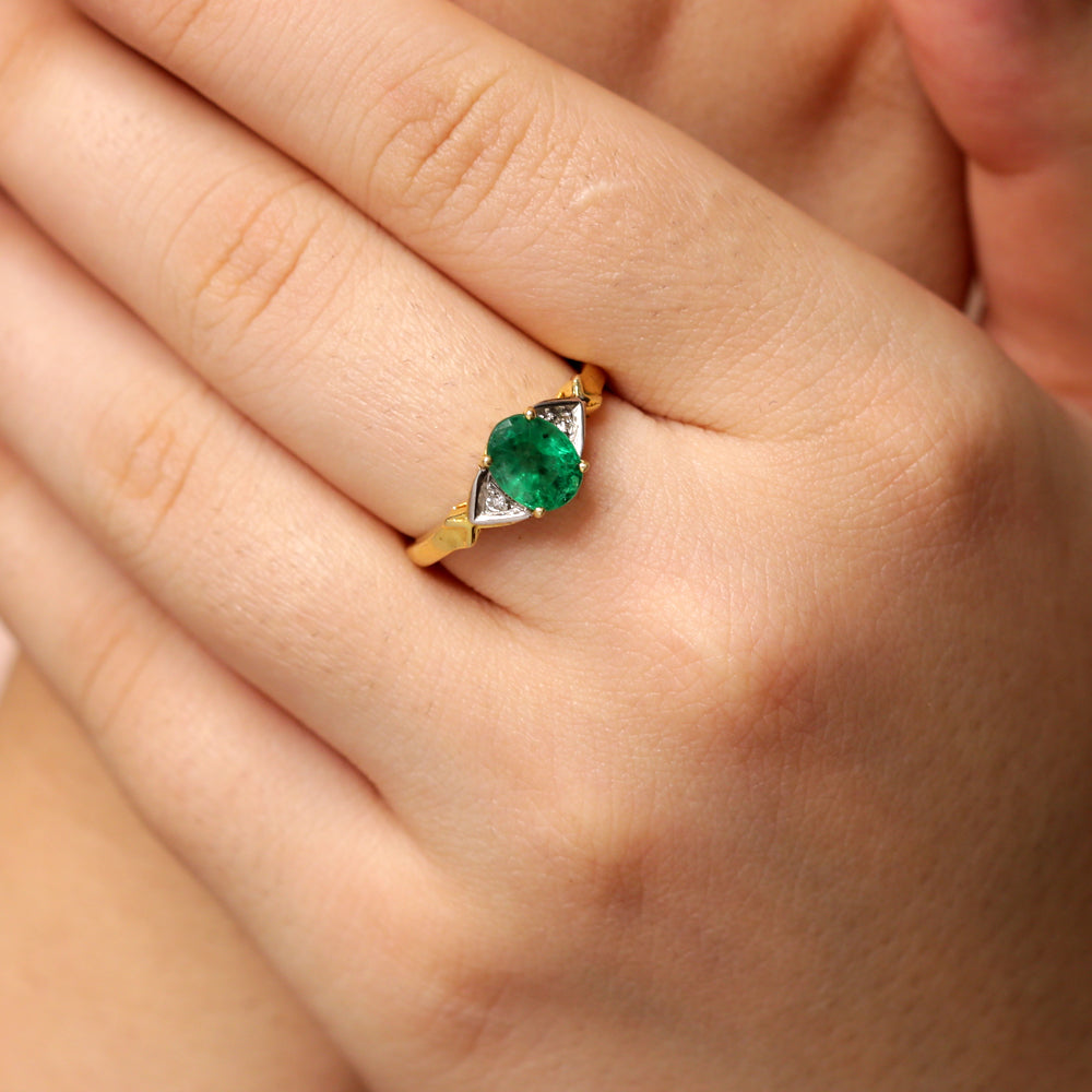 14K gold Diamond & Emerald Ring
